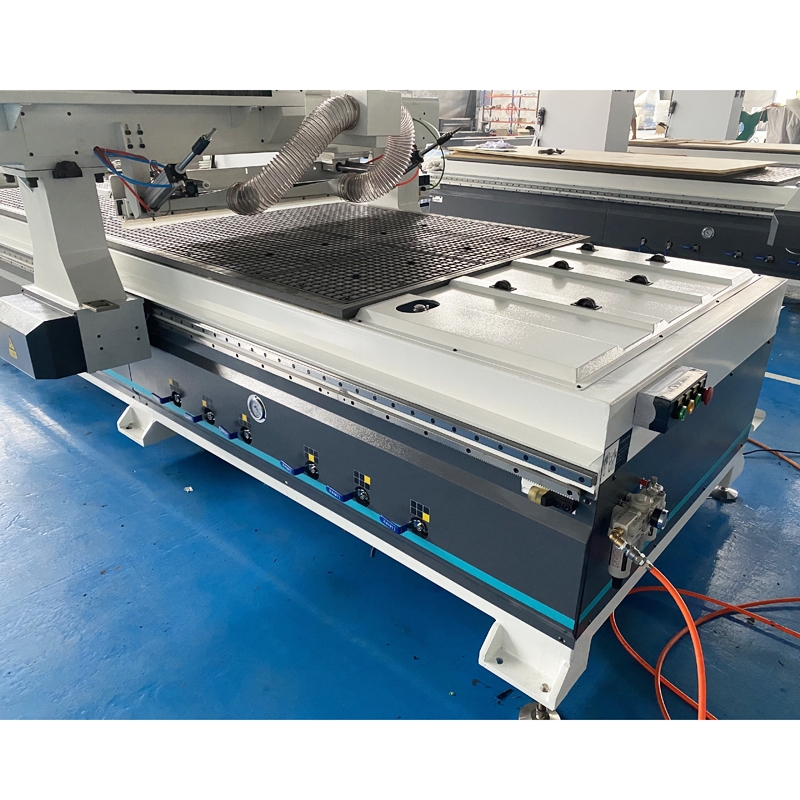  CNC Router With Vacuum Table for cutting